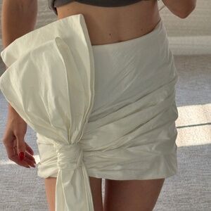 Zara white bow skirt
